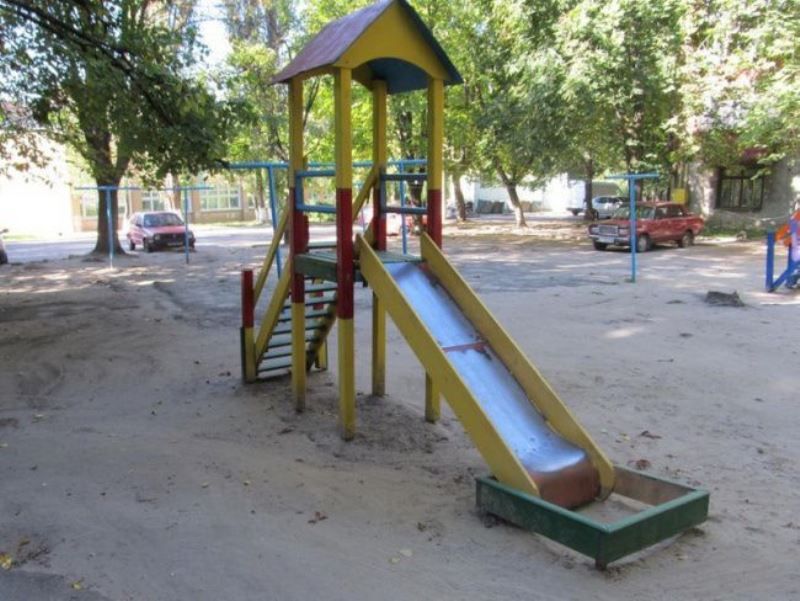 Креативные дворы от ЖКХ (25 фото) Креативные дворы от ЖКХ (25 фото)