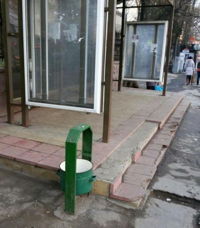 Креативные дворы от ЖКХ (25 фото) Креативные дворы от ЖКХ (25 фото)