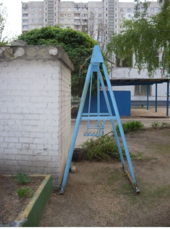 Креативные дворы от ЖКХ (25 фото) Креативные дворы от ЖКХ (25 фото)