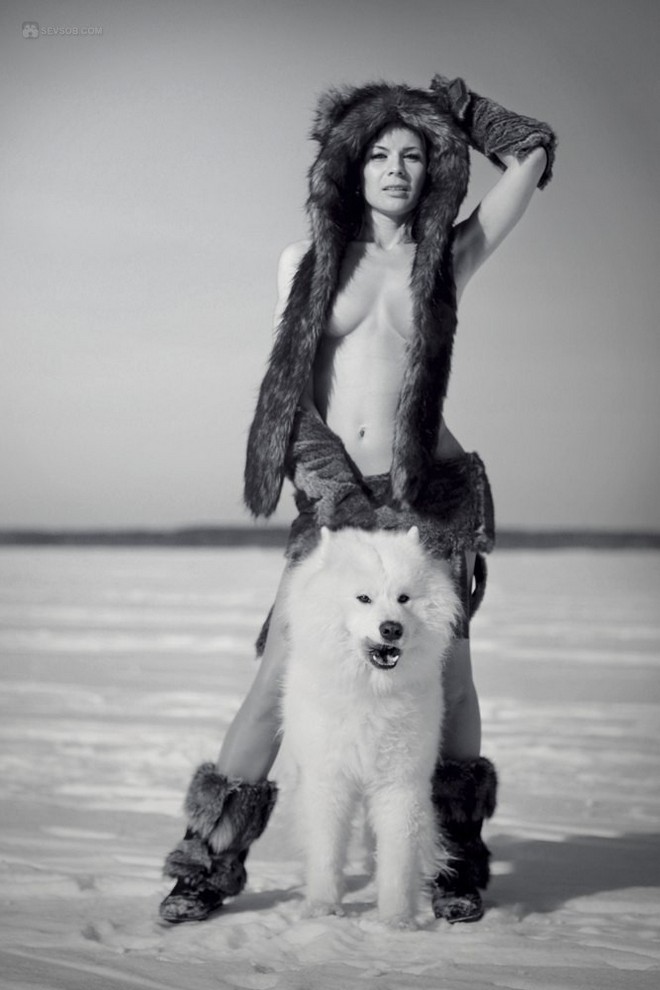 Девушки и собачки