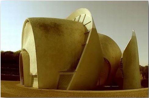 Футуристичная советская архитектура Футуристичная советская архитектура