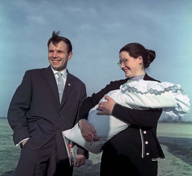 Юрий Алексеевич Гагарин – первый космонавт Юрий Алексеевич Гагарин – первый космонавт