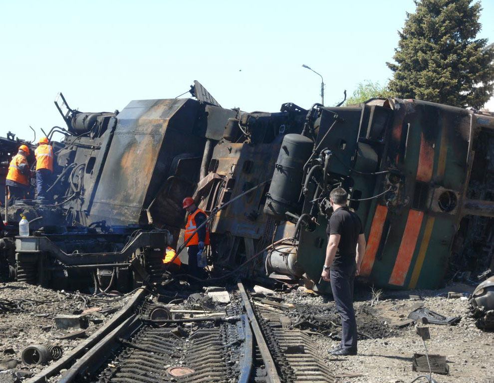 Лесные пожары в Калифорнии, пожар в Лахоре и взрыв поезда под Ростовом