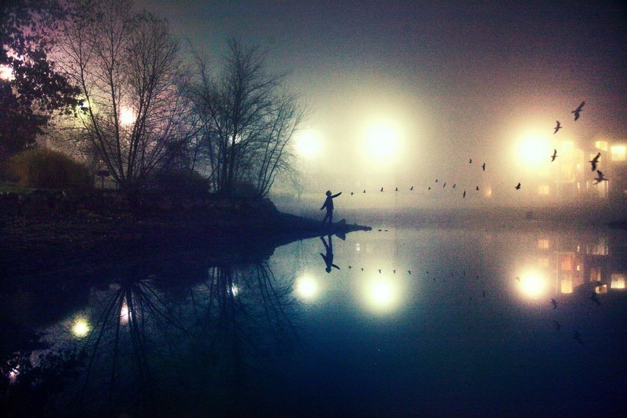 Драматичные автопортреты 19-летнего романтика