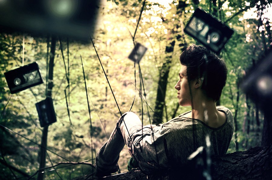 Драматичные автопортреты 19-летнего романтика