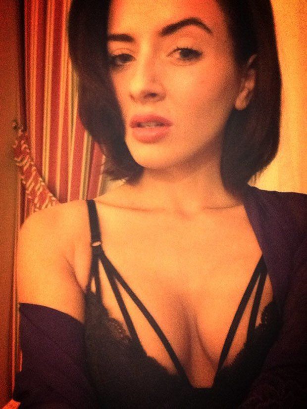 Самострелы стриптизерш (62 фото)