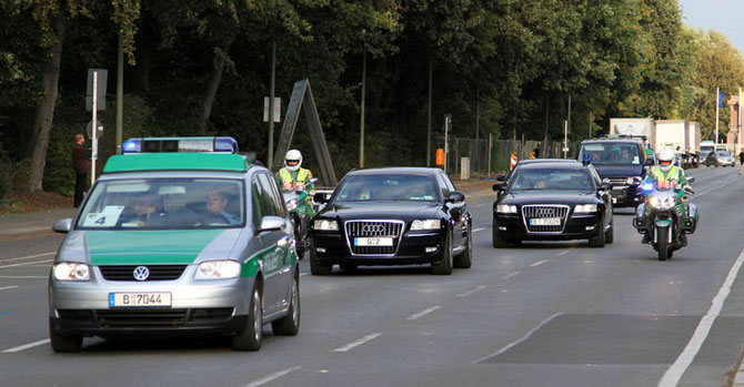 Служебные автомобили, на которых ездят мировые лидеры