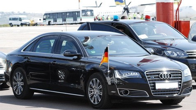 Служебные автомобили, на которых ездят мировые лидеры