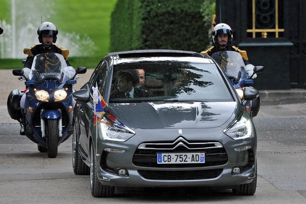 Служебные автомобили, на которых ездят мировые лидеры