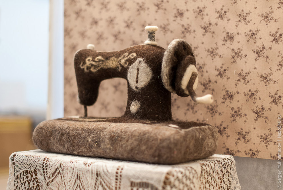 Удивительные игрушки из войлока