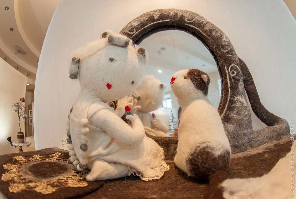 Удивительные игрушки из войлока