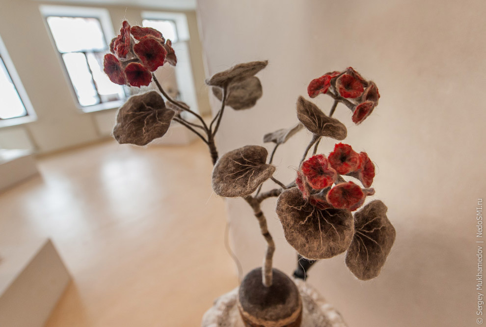 Удивительные игрушки из войлока