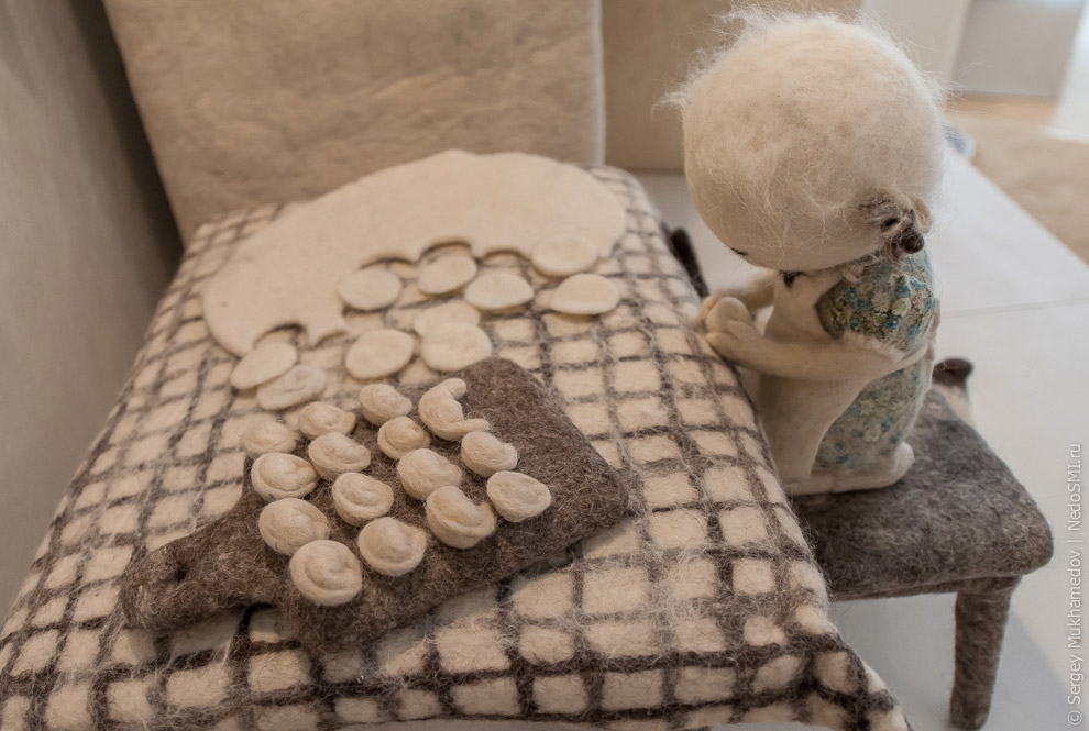 Удивительные игрушки из войлока