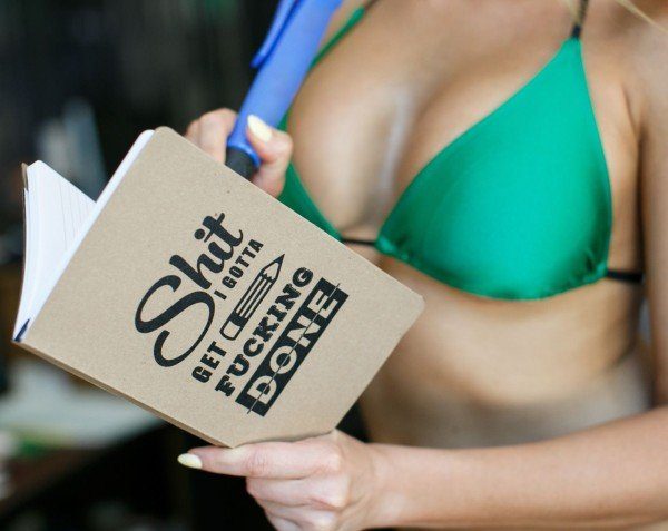 Когда девушкам скучно