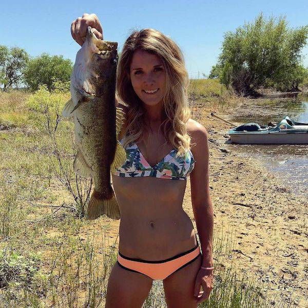 Девушки на рыбалке