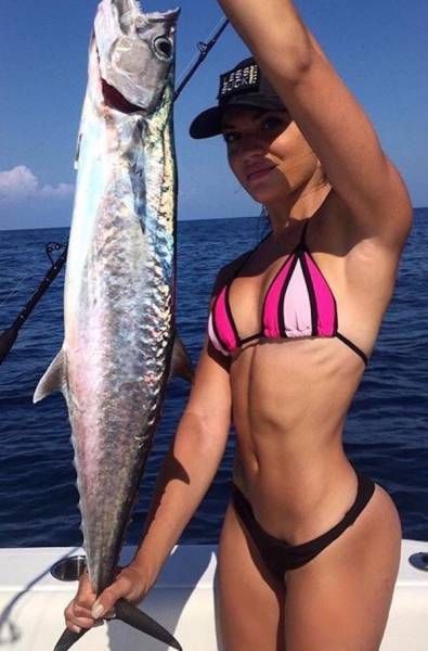 Девушки на рыбалке