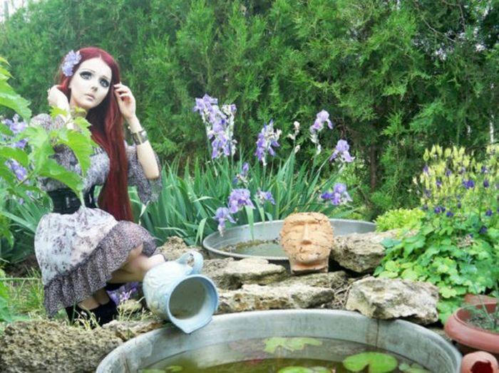 Живая кукла из Украины Анастасия Fukkacumi Шпагина (27 фото)