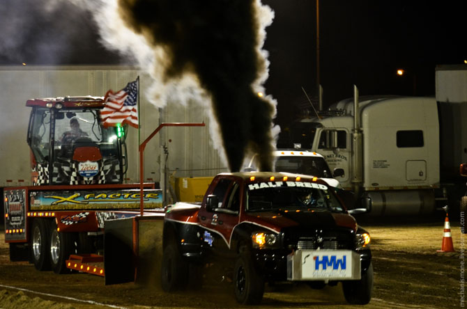 Трактора на стероидах или гонки по-техасски Трактора на стероидах или гонки по-техасски