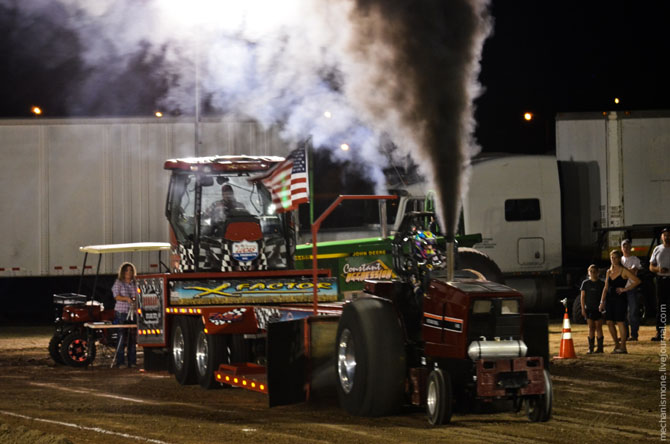 Трактора на стероидах или гонки по-техасски Трактора на стероидах или гонки по-техасски