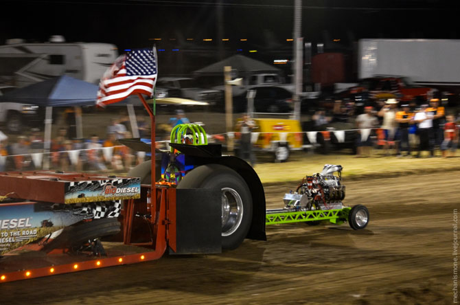 Трактора на стероидах или гонки по-техасски Трактора на стероидах или гонки по-техасски