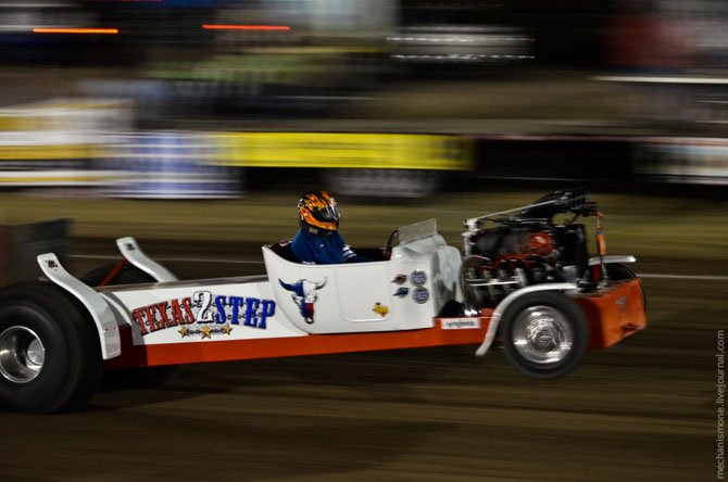 Трактора на стероидах или гонки по-техасски Трактора на стероидах или гонки по-техасски