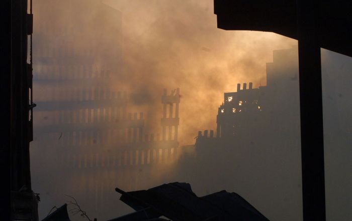 Теракт 911. Самые страшные кадры событий Теракт 911. Самые страшные кадры событий