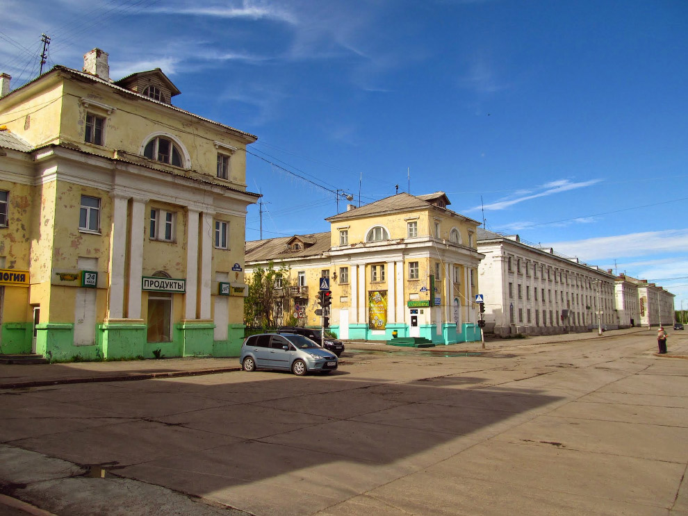 Воркута — край света, шахтёрский край