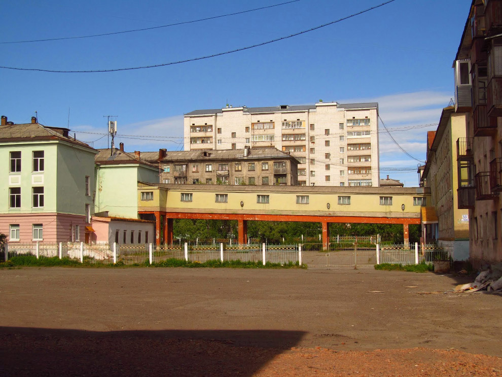 Воркута — край света, шахтёрский край