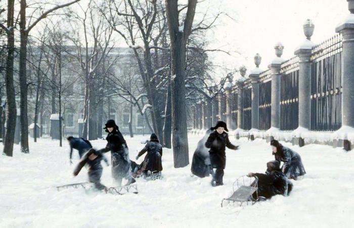 Ленинград 1955 года на цветных снимках