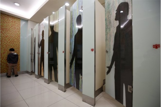 Фотограф Ким Кён-Хун показал, насколько велика пропасть между жизнью богатых и бедных людей в Китае