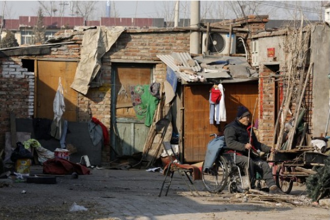 Фотограф Ким Кён-Хун показал, насколько велика пропасть между жизнью богатых и бедных людей в Китае