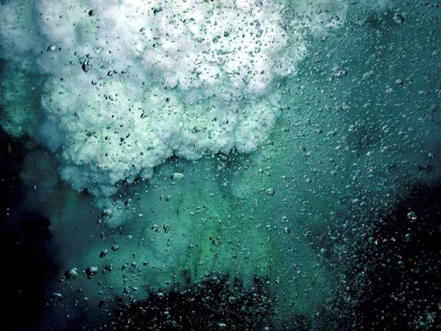 Самое глубокое место на Земле (12 фото)