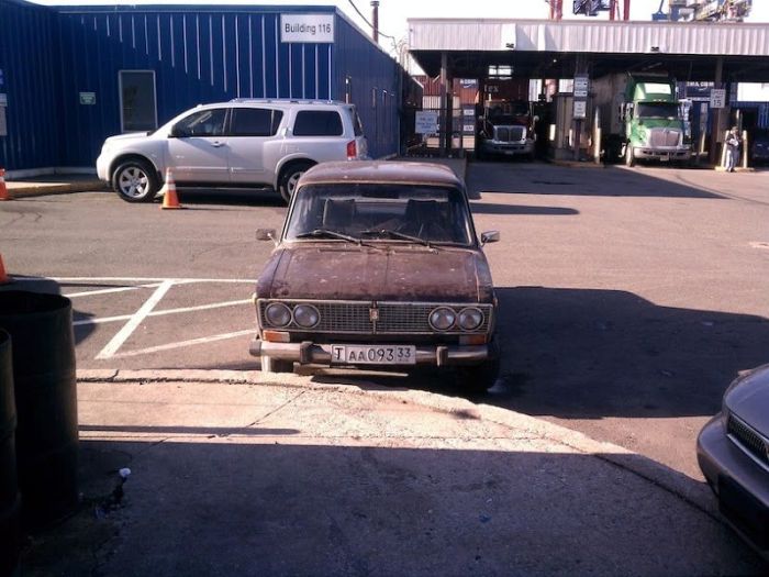 Американский фетиш. ВАЗ 2106 (10 фото) Американский фетиш. ВАЗ 2106 (10 фото)