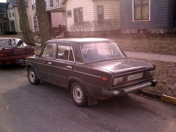 Американский фетиш. ВАЗ 2106 (10 фото) Американский фетиш. ВАЗ 2106 (10 фото)