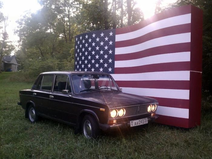 Американский фетиш. ВАЗ 2106 (10 фото) Американский фетиш. ВАЗ 2106 (10 фото)