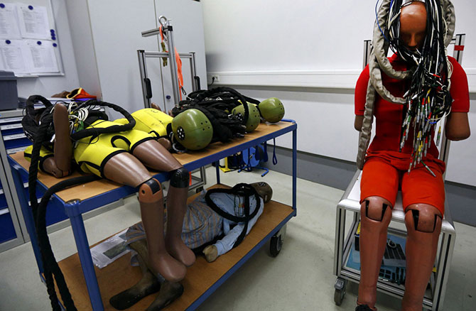 Как проходят краш-тесты автомобилей