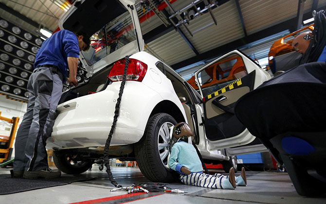 Как проходят краш-тесты автомобилей