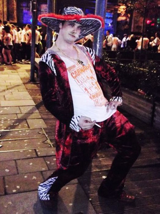 Вечеринка в Ливерпуле (55 фото)