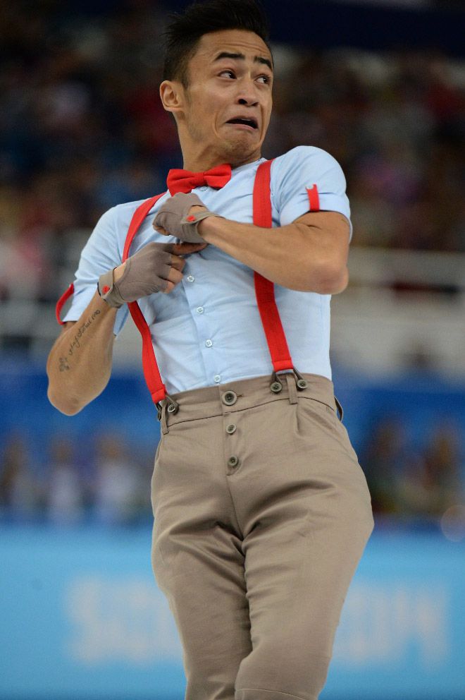 Фигуристов плющит во время выступления на Олимпиаде