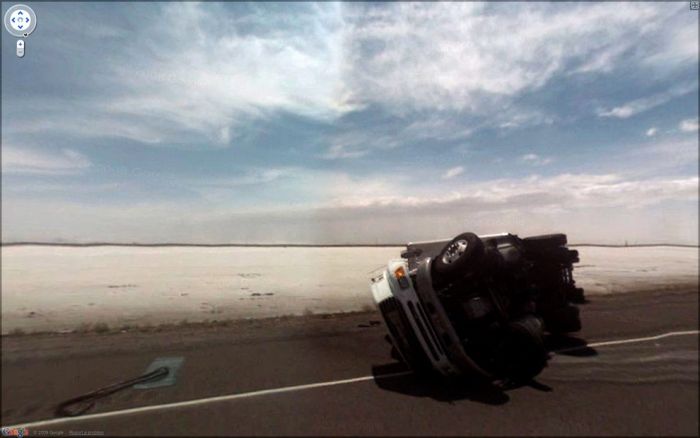 Странные фотографии с Google Street