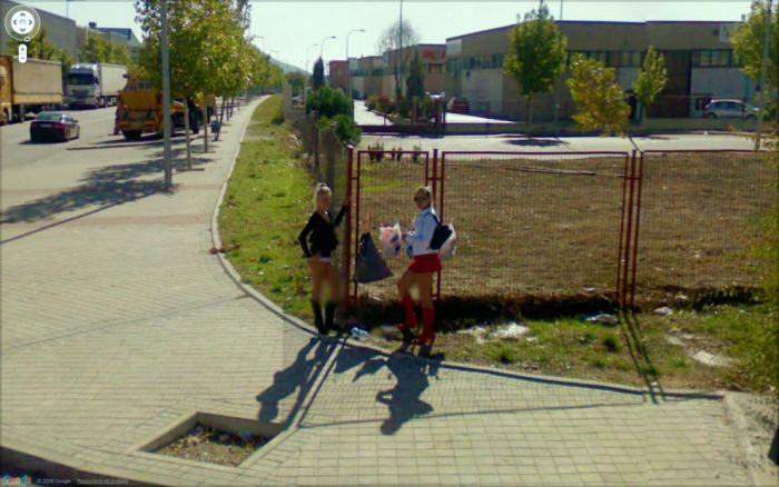 Странные фотографии с Google Street
