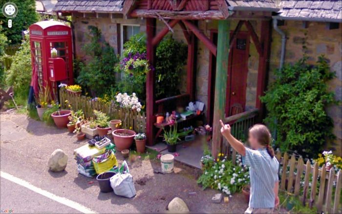 Странные фотографии с Google Street
