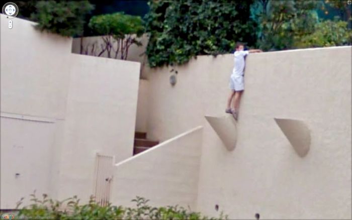 Странные фотографии с Google Street