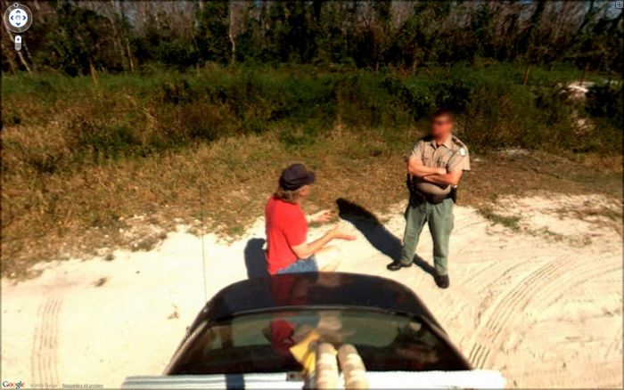 Странные фотографии с Google Street