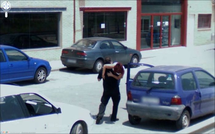 Странные фотографии с Google Street