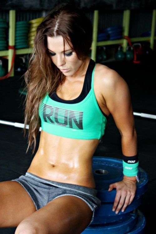 Спортивные девушки