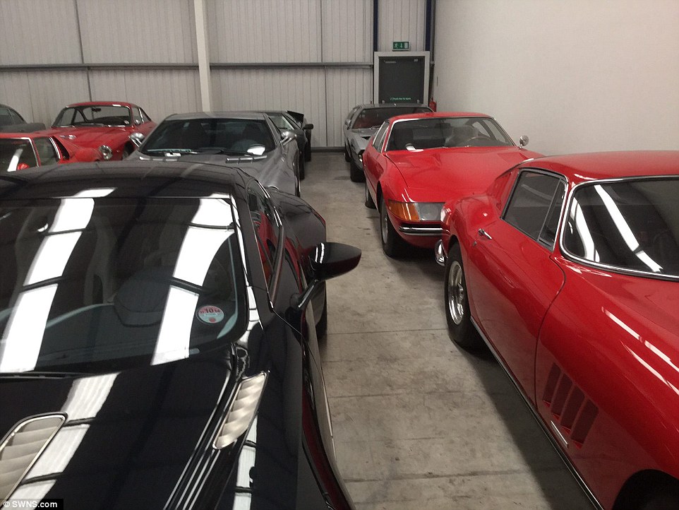 В Англии продана коллекция классических автомобилей за 30 миллионов долларов