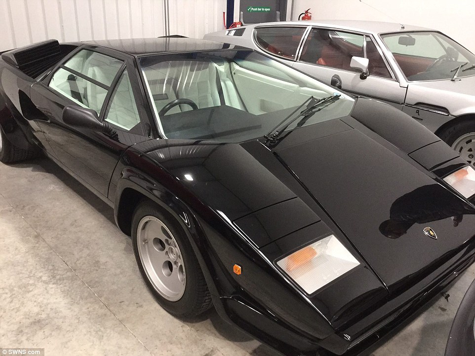 В Англии продана коллекция классических автомобилей за 30 миллионов долларов