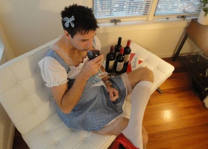 Странные люди и их поступки