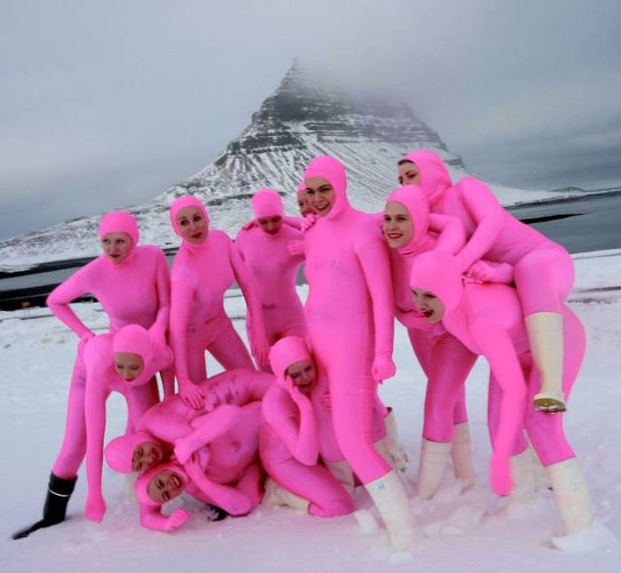 Странные люди и их поступки